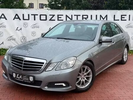 Mercedes-Benz Classe E E 250 2.1 150 Avantgarde 4Matic