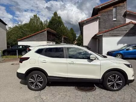 Nissan Qashqai 1.2 DIG T 115 N Connecta