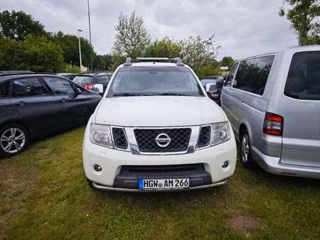 Nissan Navara 2.5 dCi 190 SE 4x4