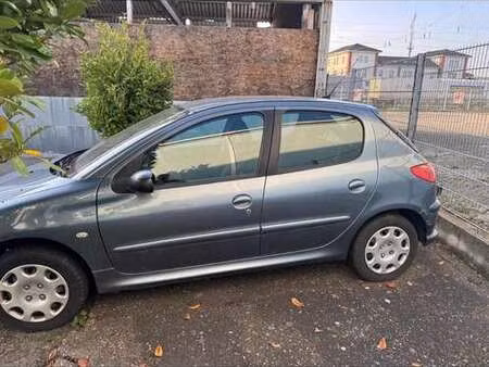 Peugeot 206 1.4 75