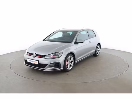 Volkswagen Golf 2.0 TSI