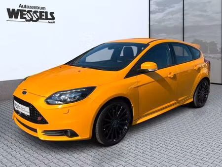 Ford Focus ST 2.0 250
