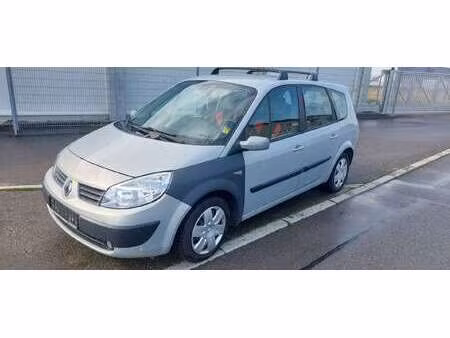 Renault Scénic 1.9 dCi 120