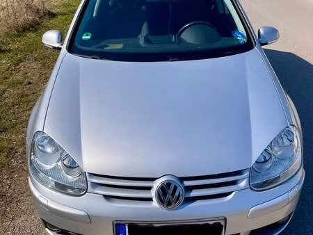 Volkswagen Golf 1.6 102