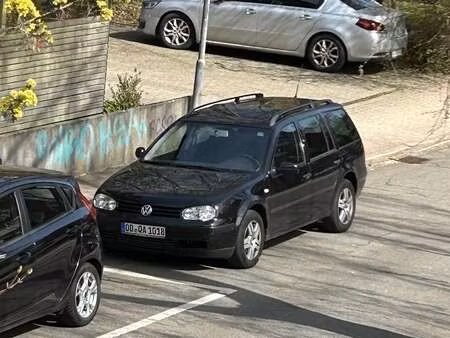 Volkswagen Golf 1.6 105 Confortline