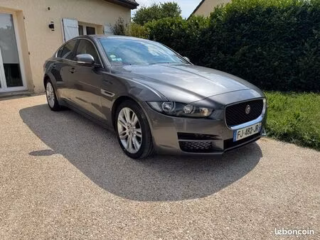 Jaguar XE D180 2.0 180