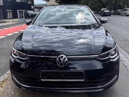 Volkswagen Golf 1.0 TSI 110