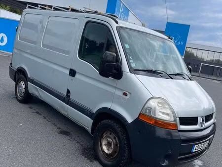 Renault Master 2.5 dCi 100