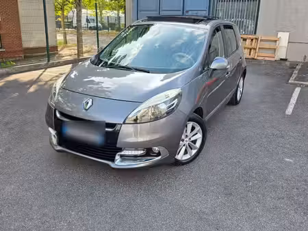 Renault Scénic dCi 110 Initiale