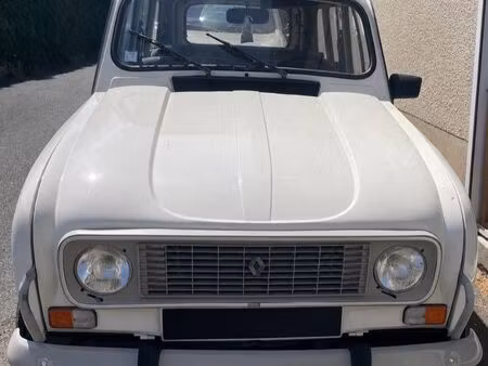 Renault R4 4L