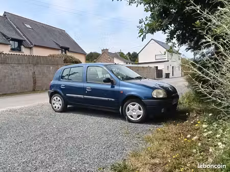 Renault Clio 1.2 58