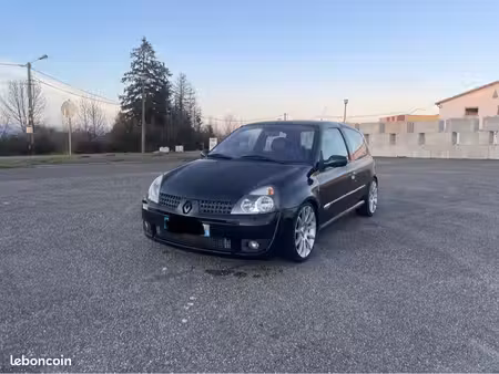 Renault Clio RS 2.0 172