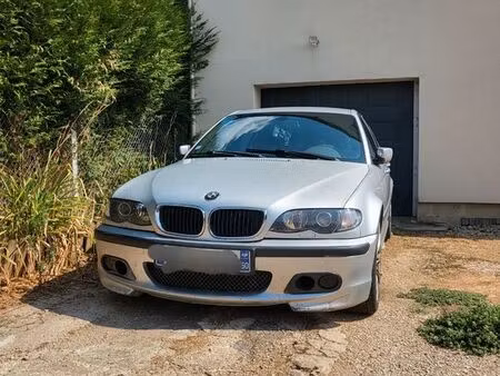 BMW Série 3 330d 3.0 204 Luxe