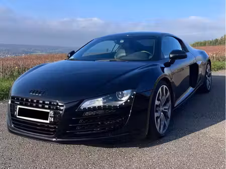 Audi R8 V8 4.2 420 quattro