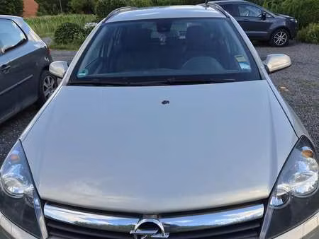 Opel Astra 1.6 105