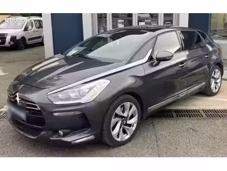 DS 5 2.0 HDi 180