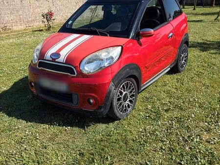 Microcar M8