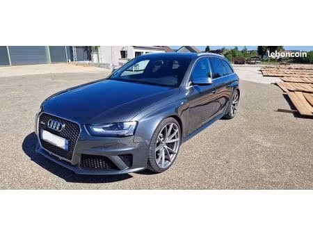 Audi A4 RS4 V8 4.2 FSI 450 quattro