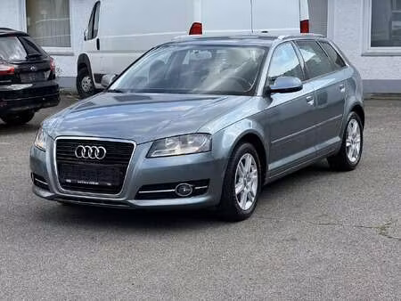Audi A3 1.6 TDI 90 Attraction