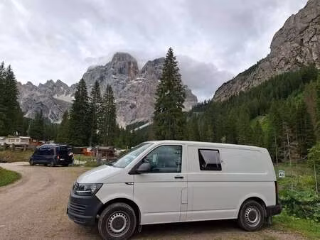 Volkswagen Transporter T6 2.0 TDI 102