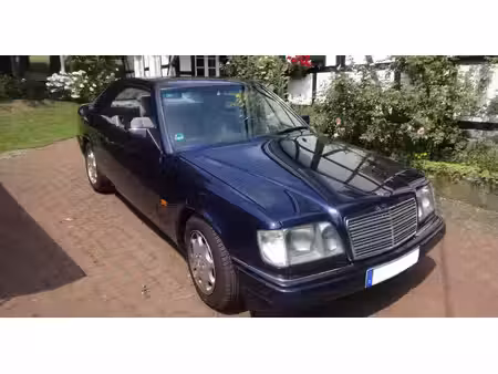 Mercedes-Benz Classe E E 200 136 Elegance
