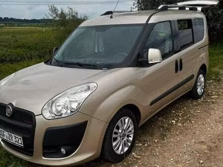 Fiat Doblo 1.6 MultiJet 105 Emotion