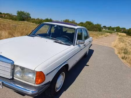Mercedes-Benz Classe E 200
