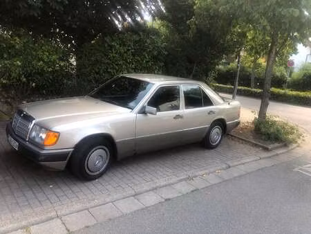 Mercedes-Benz Classe E 230 E
