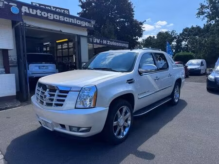 Cadillac Escalade V8 6.2 409