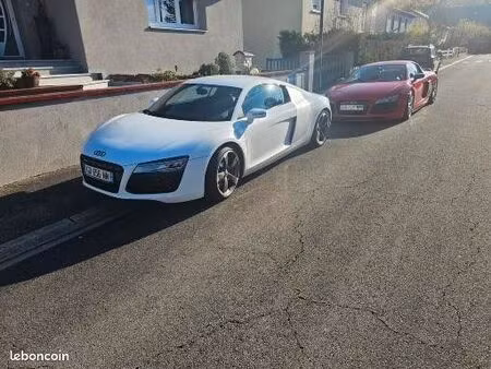 Audi R8 V8 4.2 FSI 430 quattro