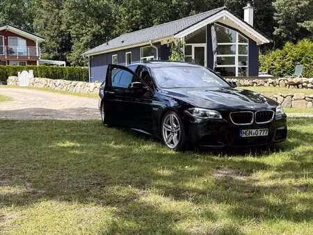 BMW Série 5 550i V8 4.4 407 xDrive