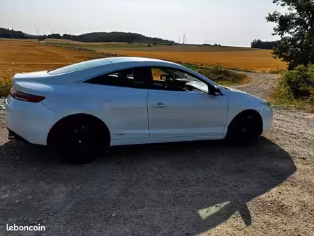 Renault Laguna 2.0 dCi 175 Monaco GP