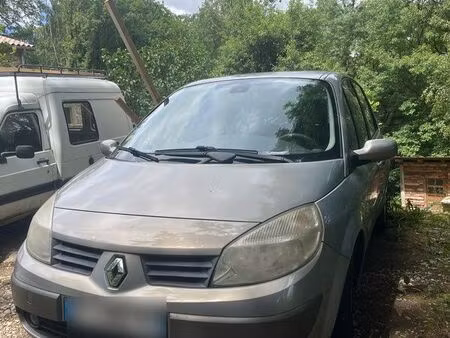 Renault Scénic 1.4 98