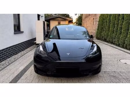 Tesla Model 3 Grande Autonomie