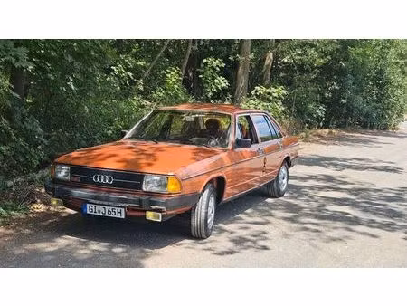 Audi 100 