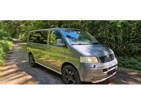Volkswagen Transporter T5 2.5 TDI 174