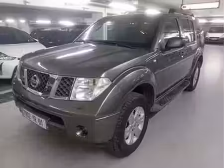 Nissan Pathfinder 2.5 dCi 174 Confort 4x4