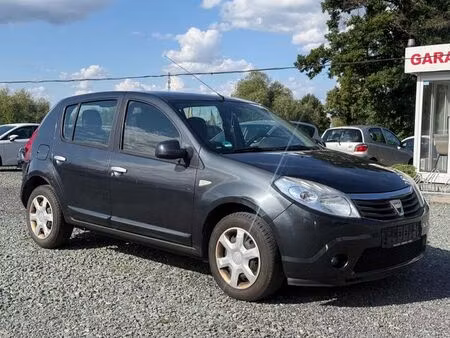 Dacia Sandero 1.6 90 Laureate