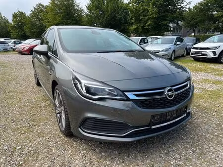 Opel Astra 1.6 200 Dynamic
