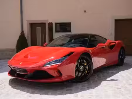 Ferrari F8 