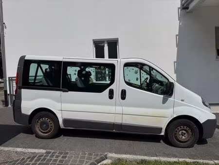 Renault Trafic 2.0 dCi 90