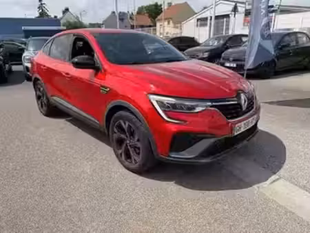 Renault Arkana E-Tech 1.6 145 RS Line