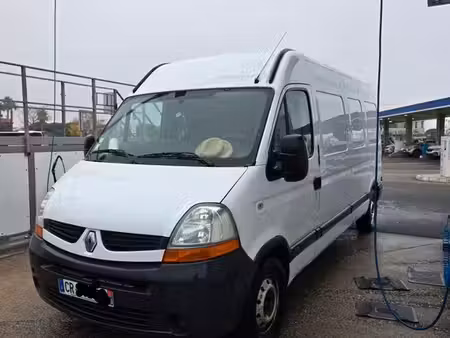 Renault Master 2.5 dCi 120