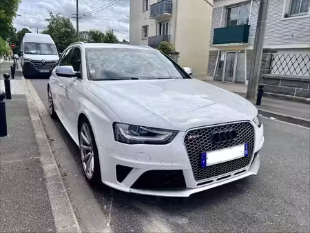 Audi A4 RS4 V8 4.2 450 quattro