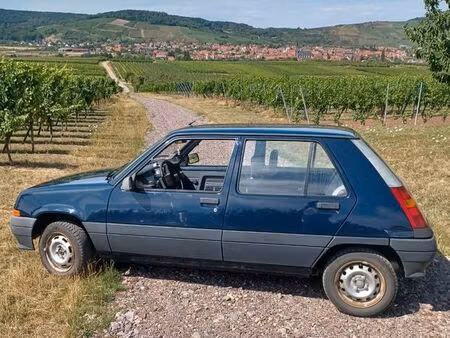 Renault R5 