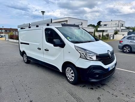 Renault Trafic dCi 120