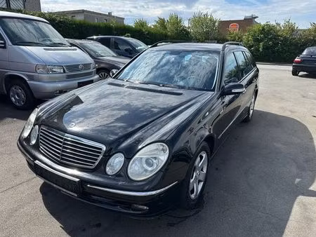 Mercedes-Benz Classe E E 200