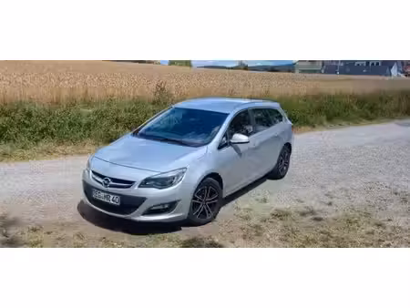 Opel Astra 1.6 CDTI 110 Edition