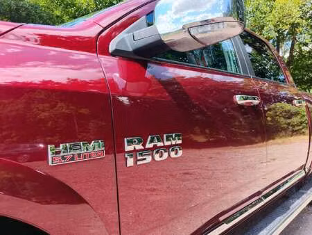 Dodge RAM 1500 V8 5.7