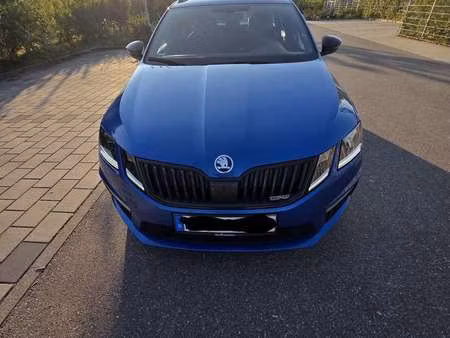Škoda Octavia RS 2.0 TSI 230
